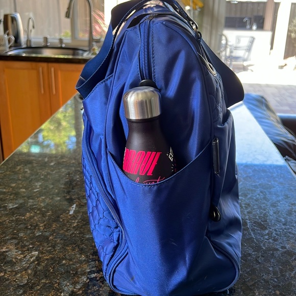 Mosey yoga sports duffel bag (yoga mat is NOT included) - Picture 12 of 16